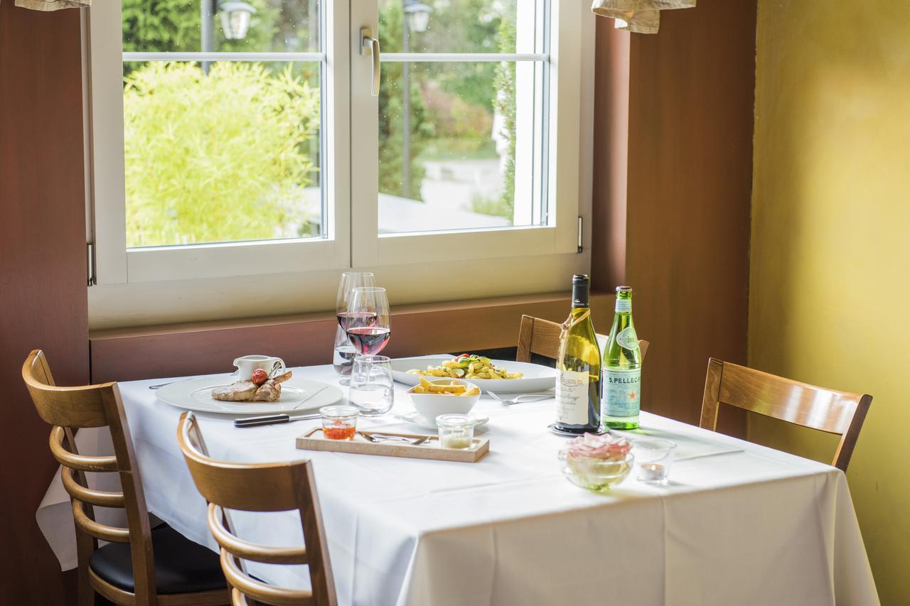 Hotel Restaurant Neuhaus Hertenstein Exterior foto
